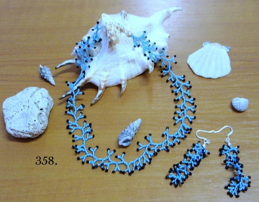 358. tyrkysovočerný koral.JPG